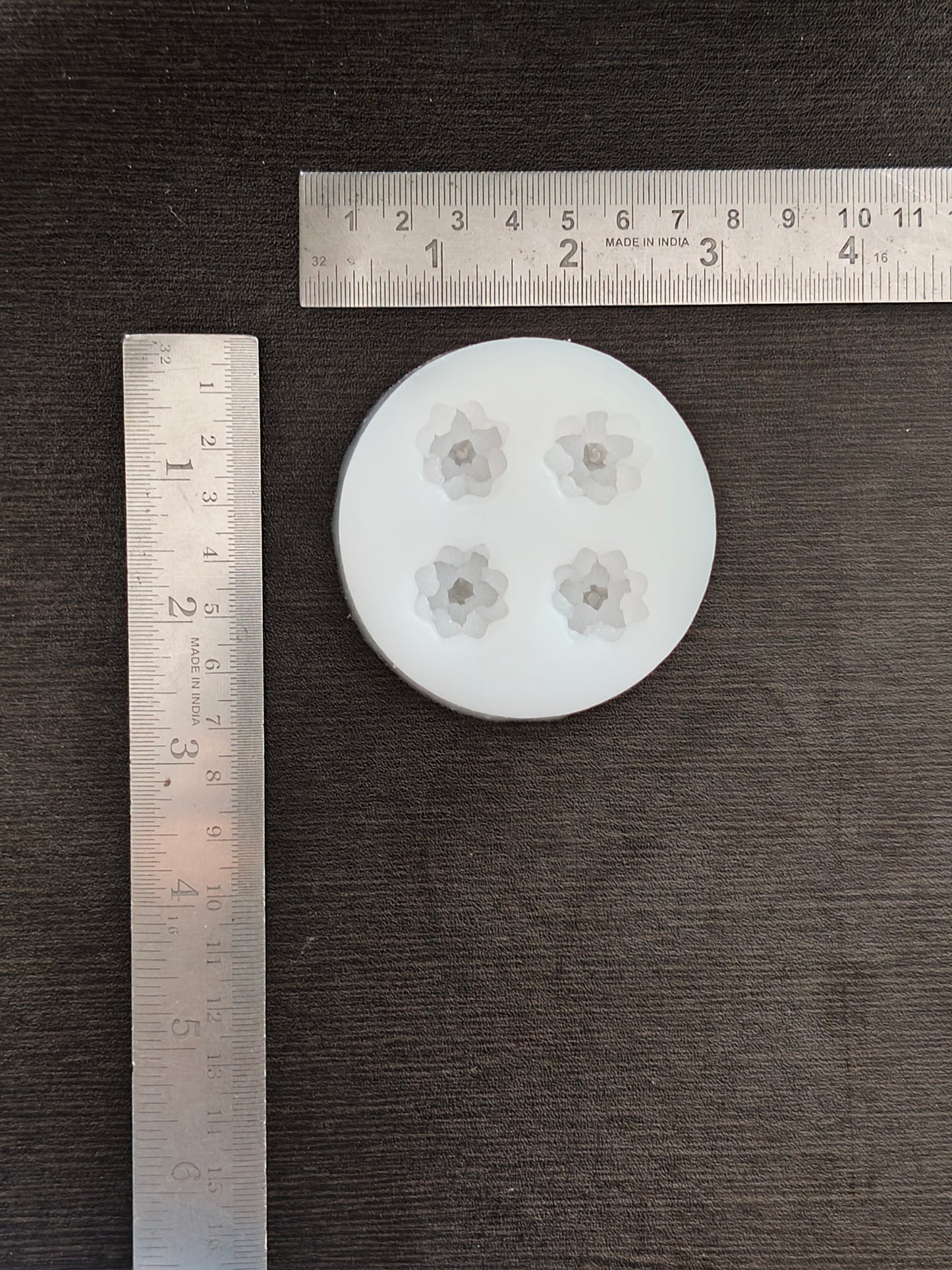 4 cavity cherry blossom flower mould