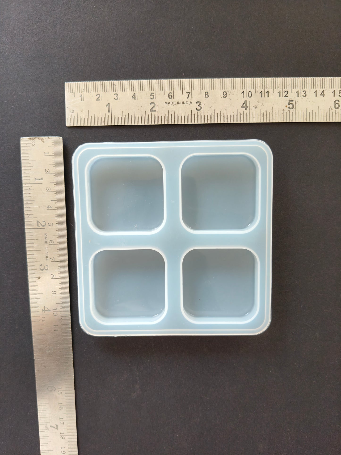 4 cavity square mould