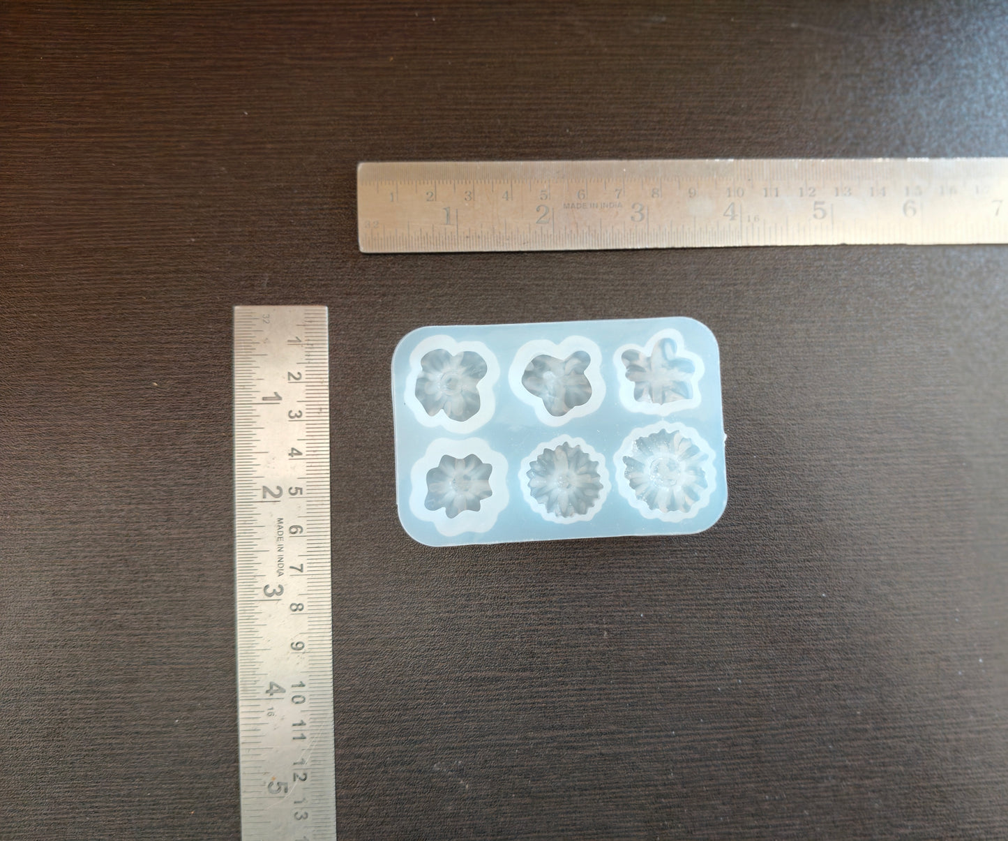6 Cavity 3D Flower Mould