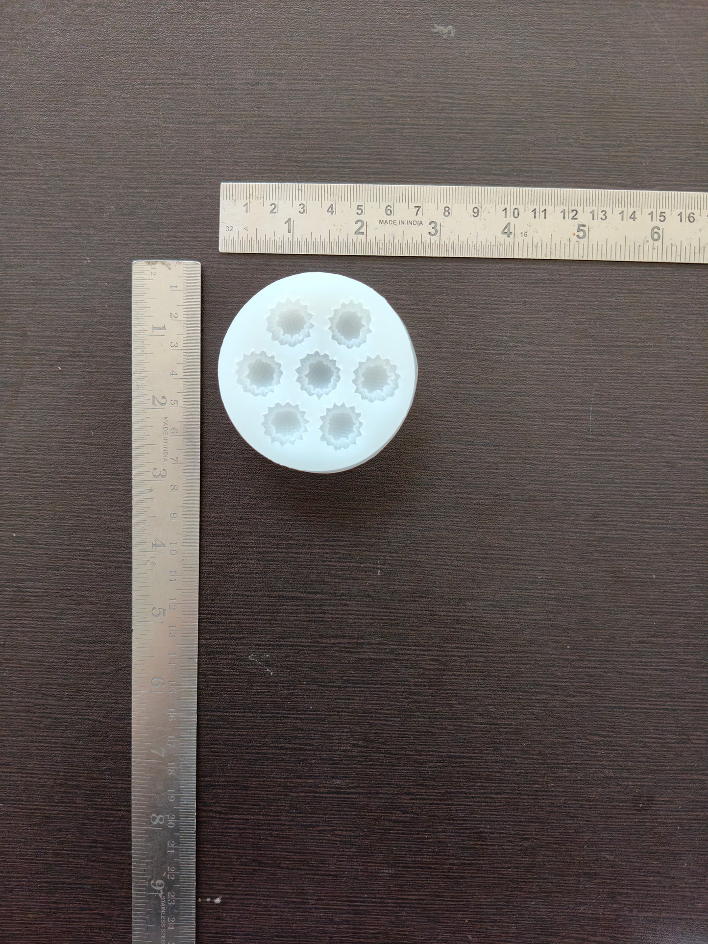 7 Cavity Mini Sunflower Mould