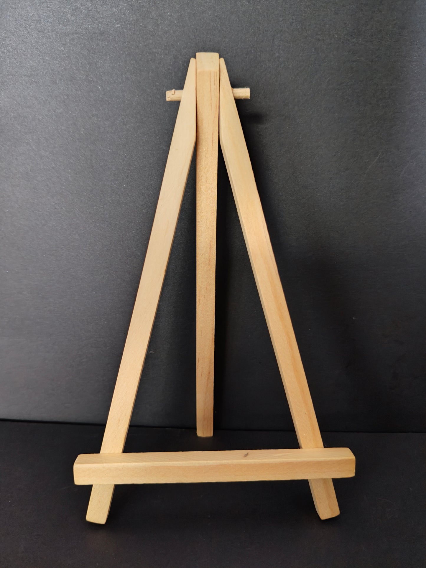 Easel stand