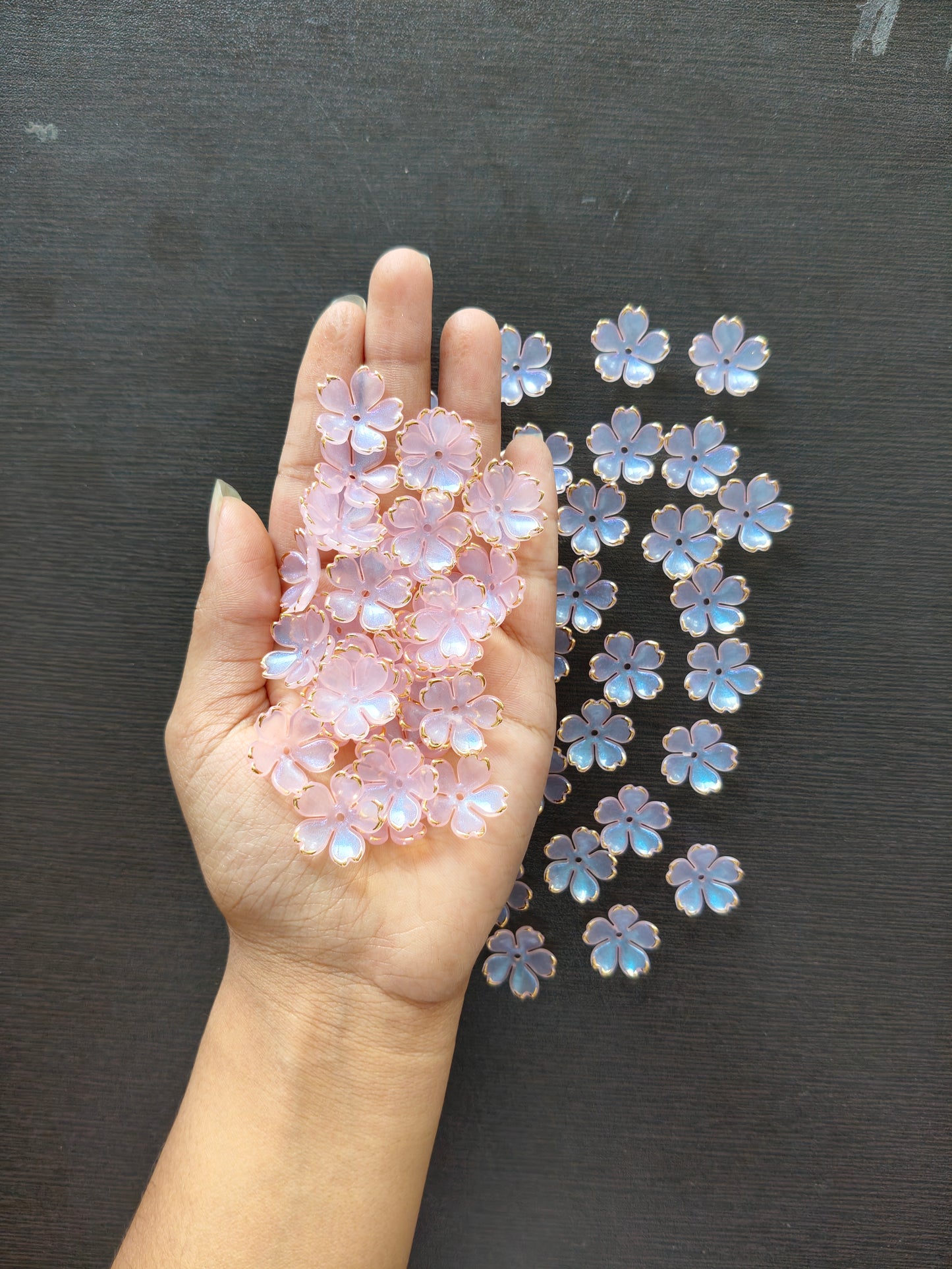 Small flower Leaves with gold border