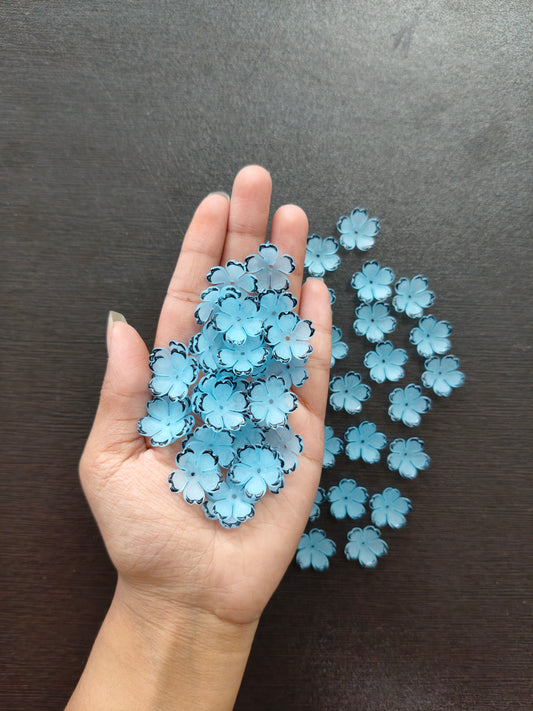 Small flower Leaves with Self border