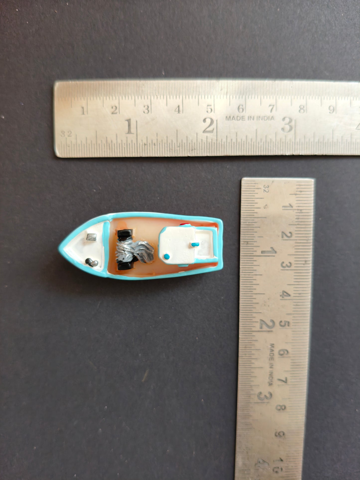 MN212- Ship miniature 2