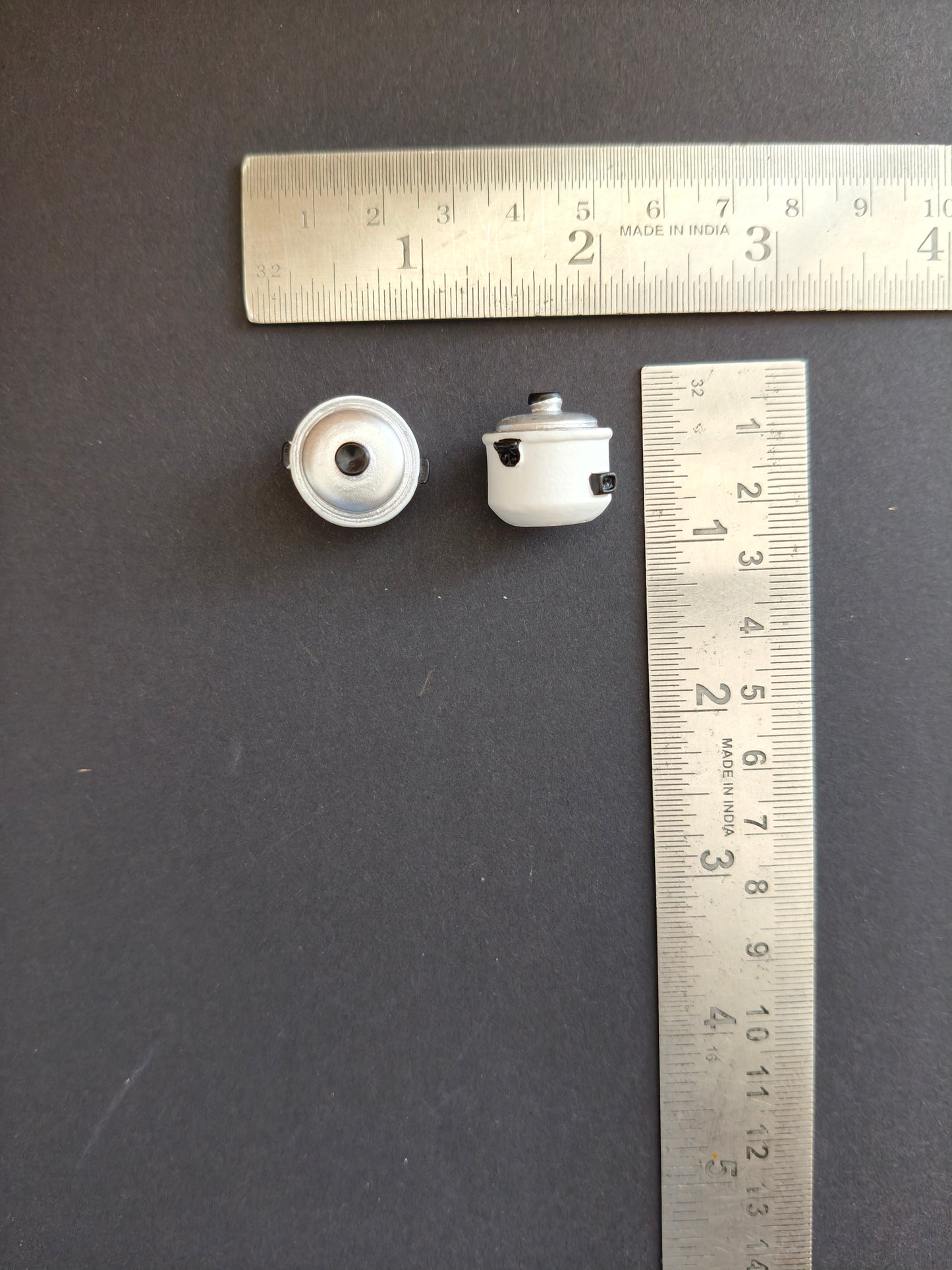 MN309- Pot miniature