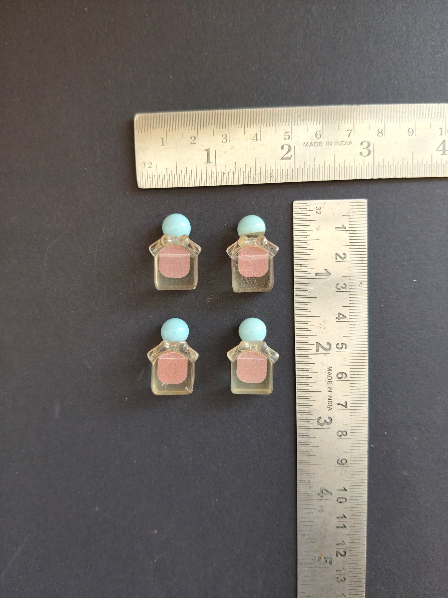 MN323- Perfume miniature 3