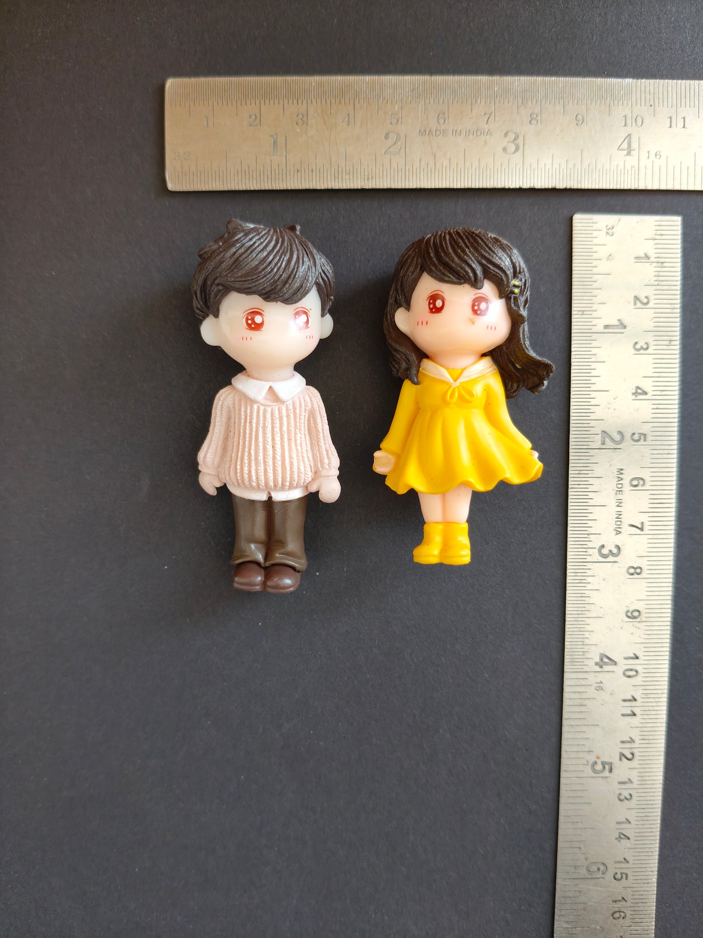 MN405- Couple miniature