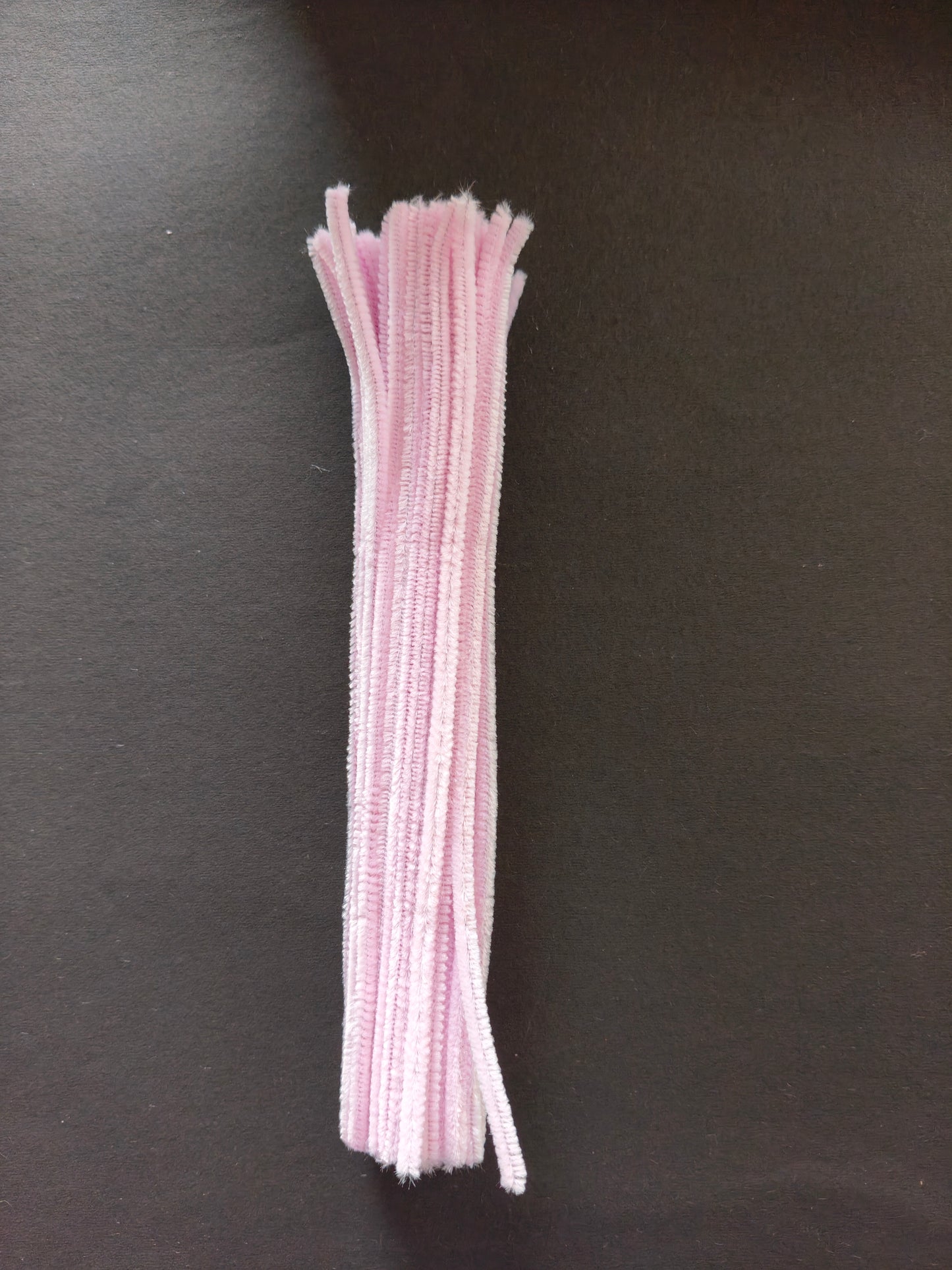 PC09-Light Pink Pipe Cleaner