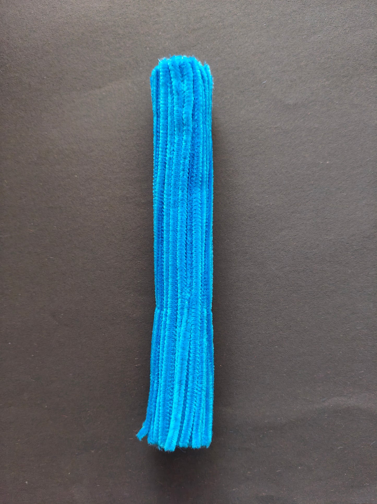 PC18-Blue Pipe Cleaner