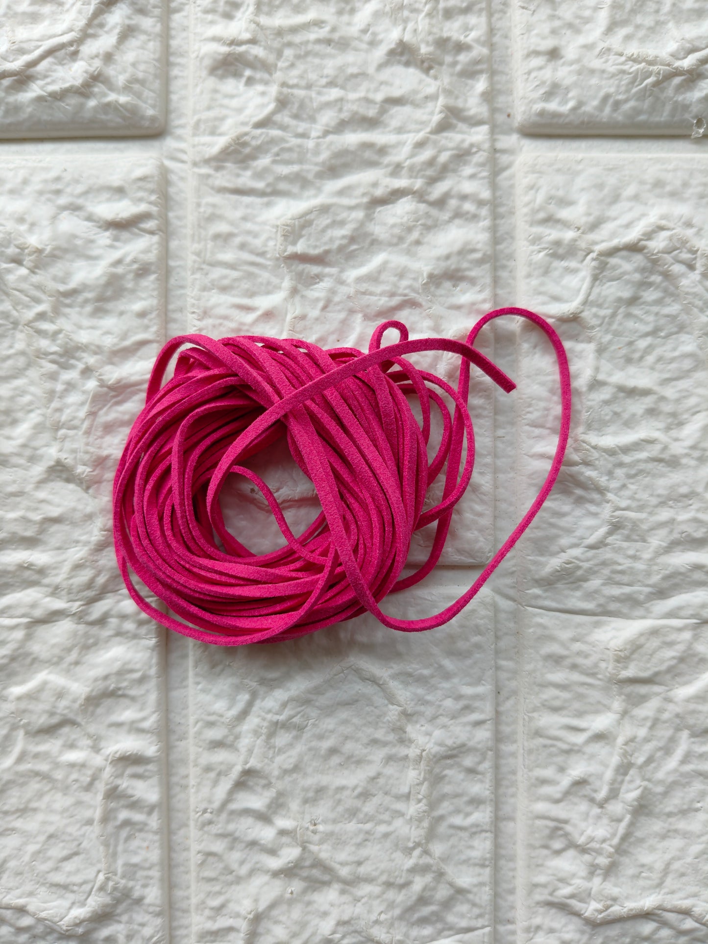 TH032-Dark Pink Leather cords