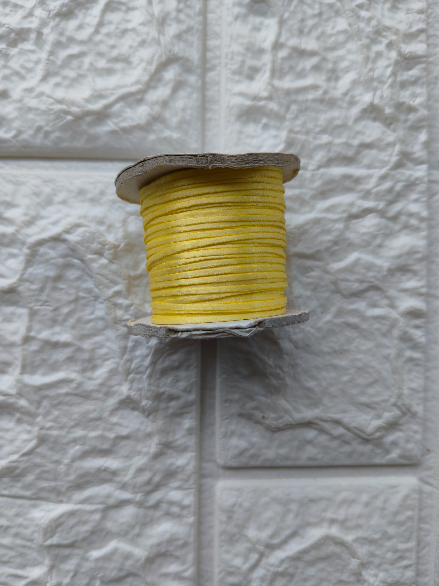 TH043-Light Yellow Satin twines