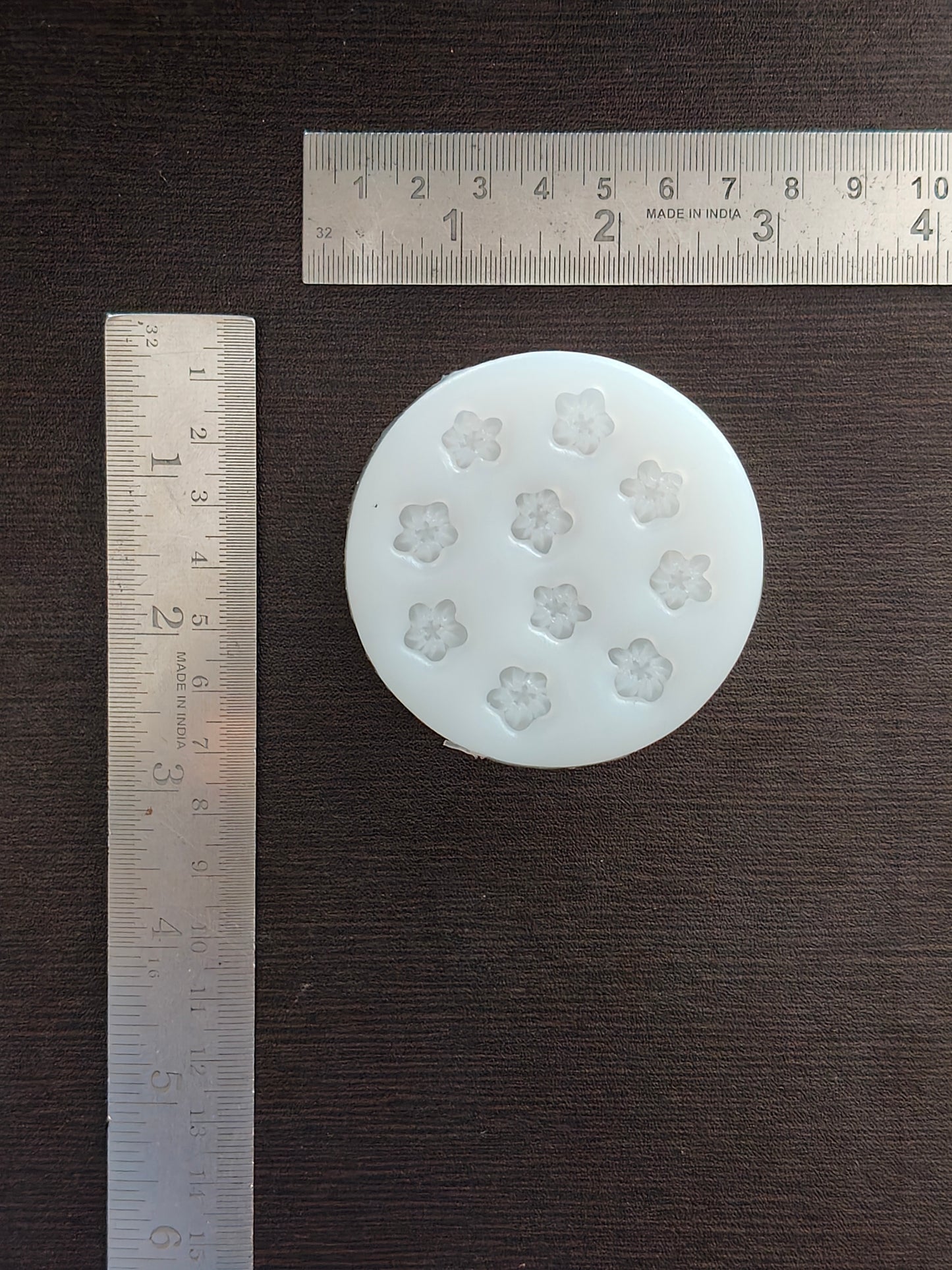 10 cavity flower mould