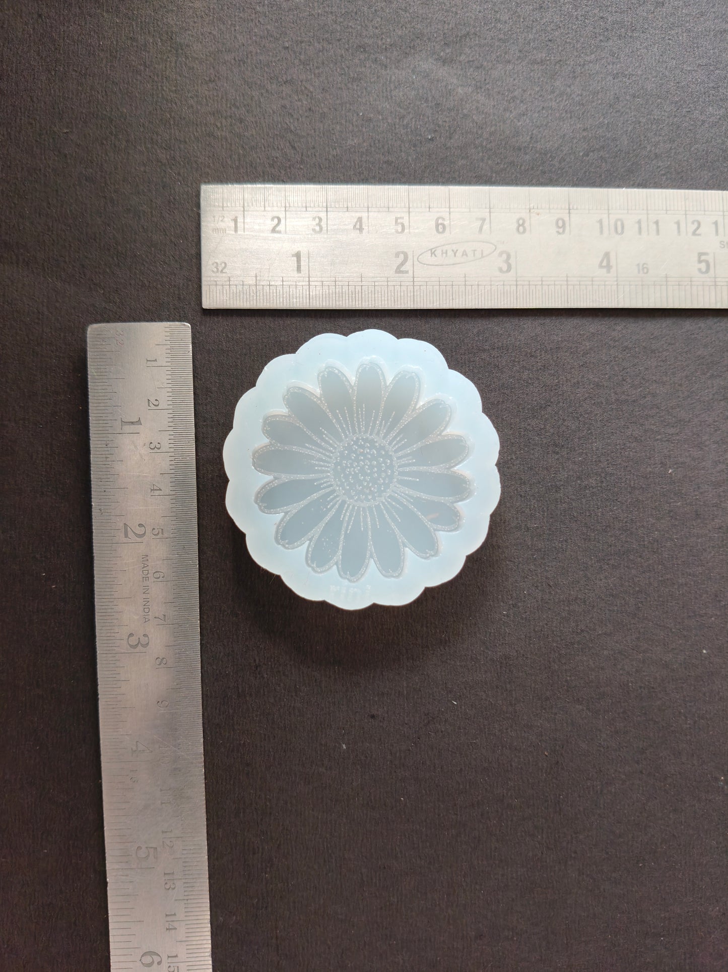 2inch Daisy flower mould (Hand-made mould)