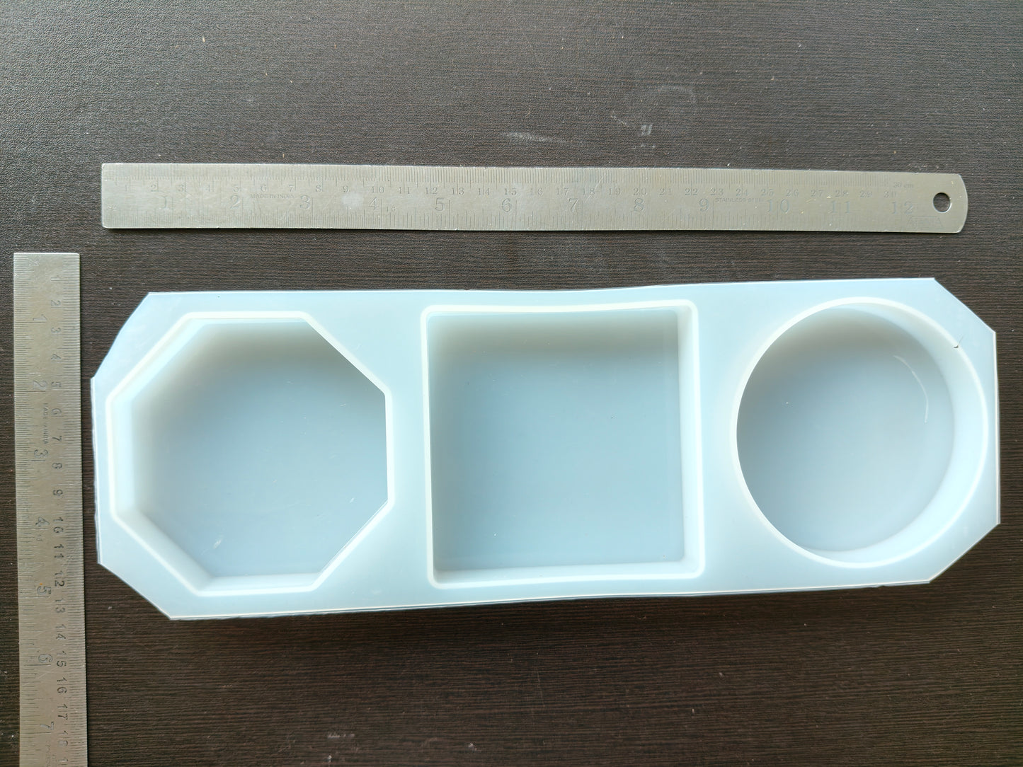 3 cavity deep mould