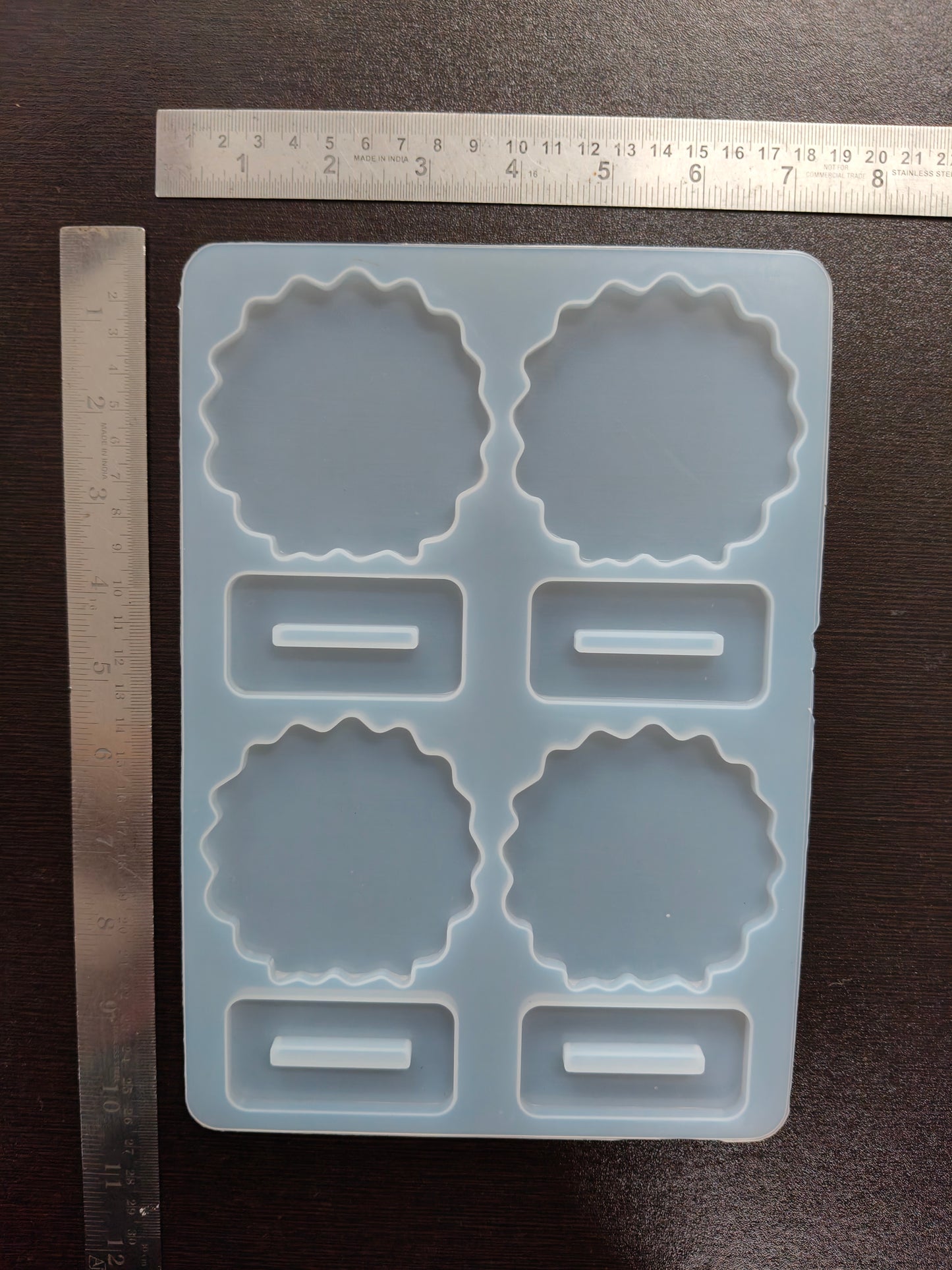 4 Cavity Agate Stand Mould