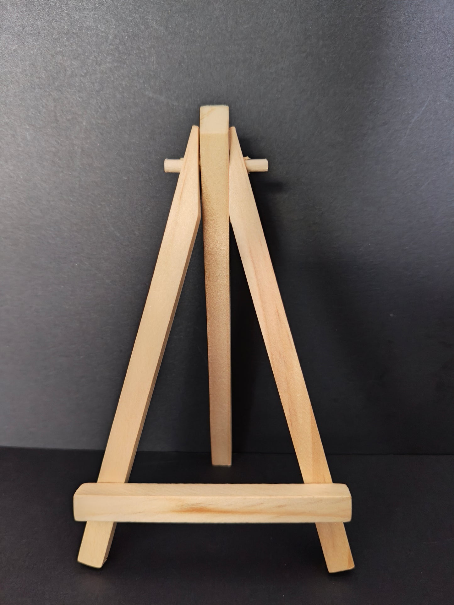 Easel stand