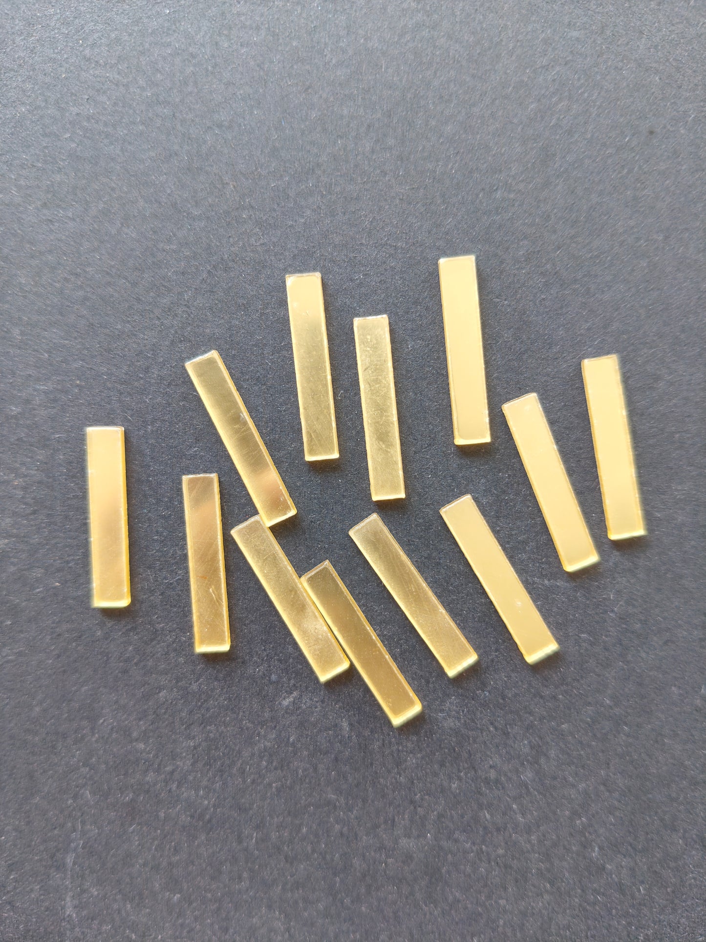 Gold acrylic sticks-B