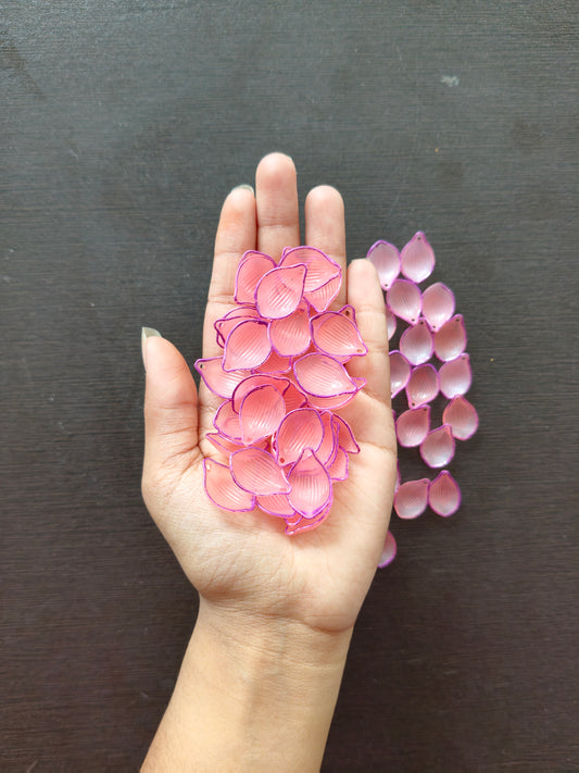 Leaves with Self border