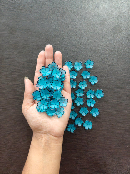 Small flower Leaves with Self border