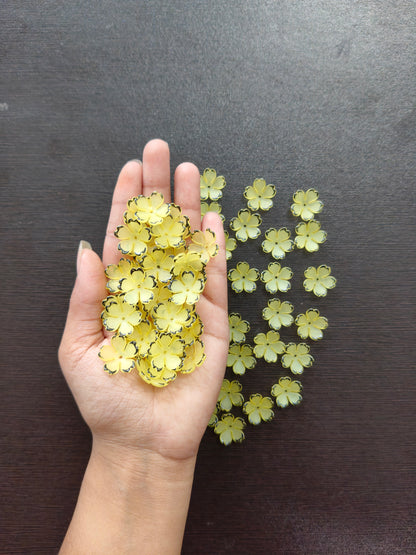 Small flower Leaves with Self border