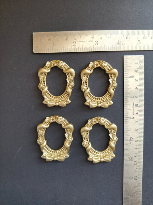 MN103- Round frame miniature