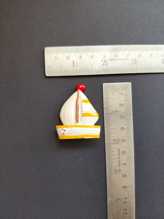 MN218- Boat miniature 4