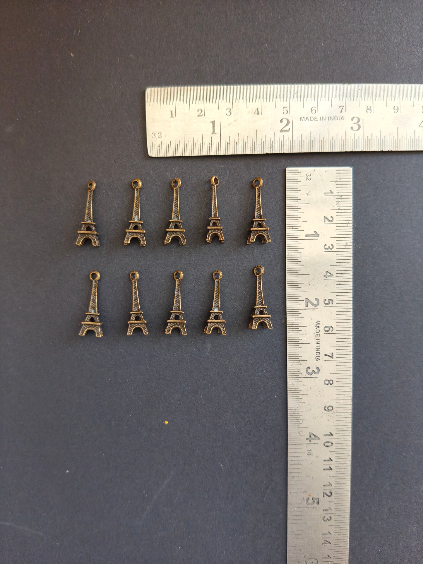 MN302- Eiffel Tower charm miniature