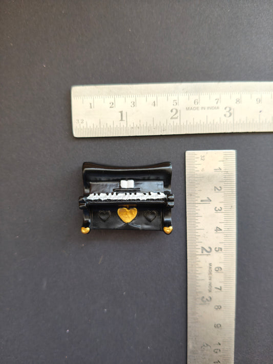 MN316- Black Piano miniature