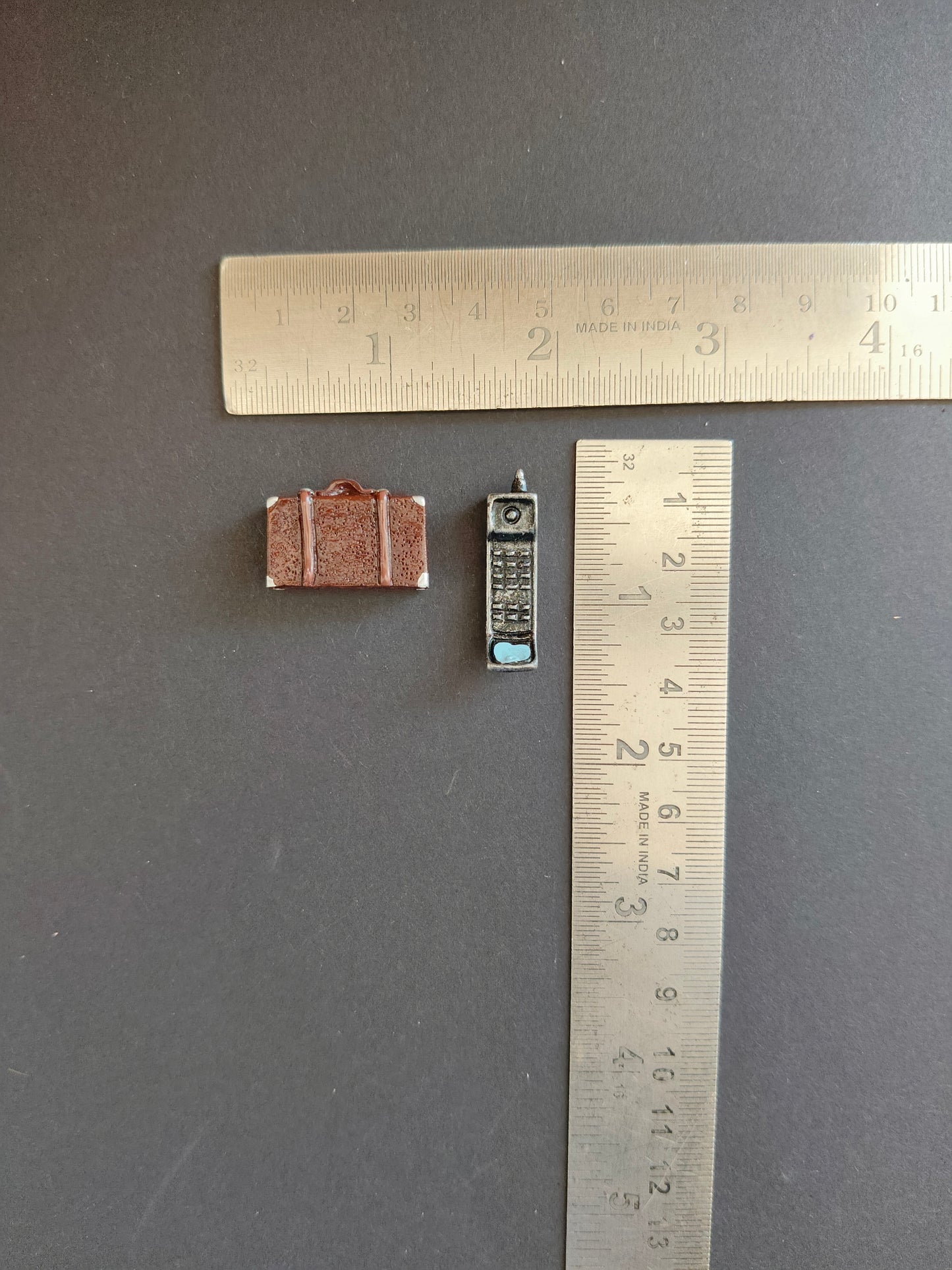 MN319- Vintage Suitcase & Cellphone miniature