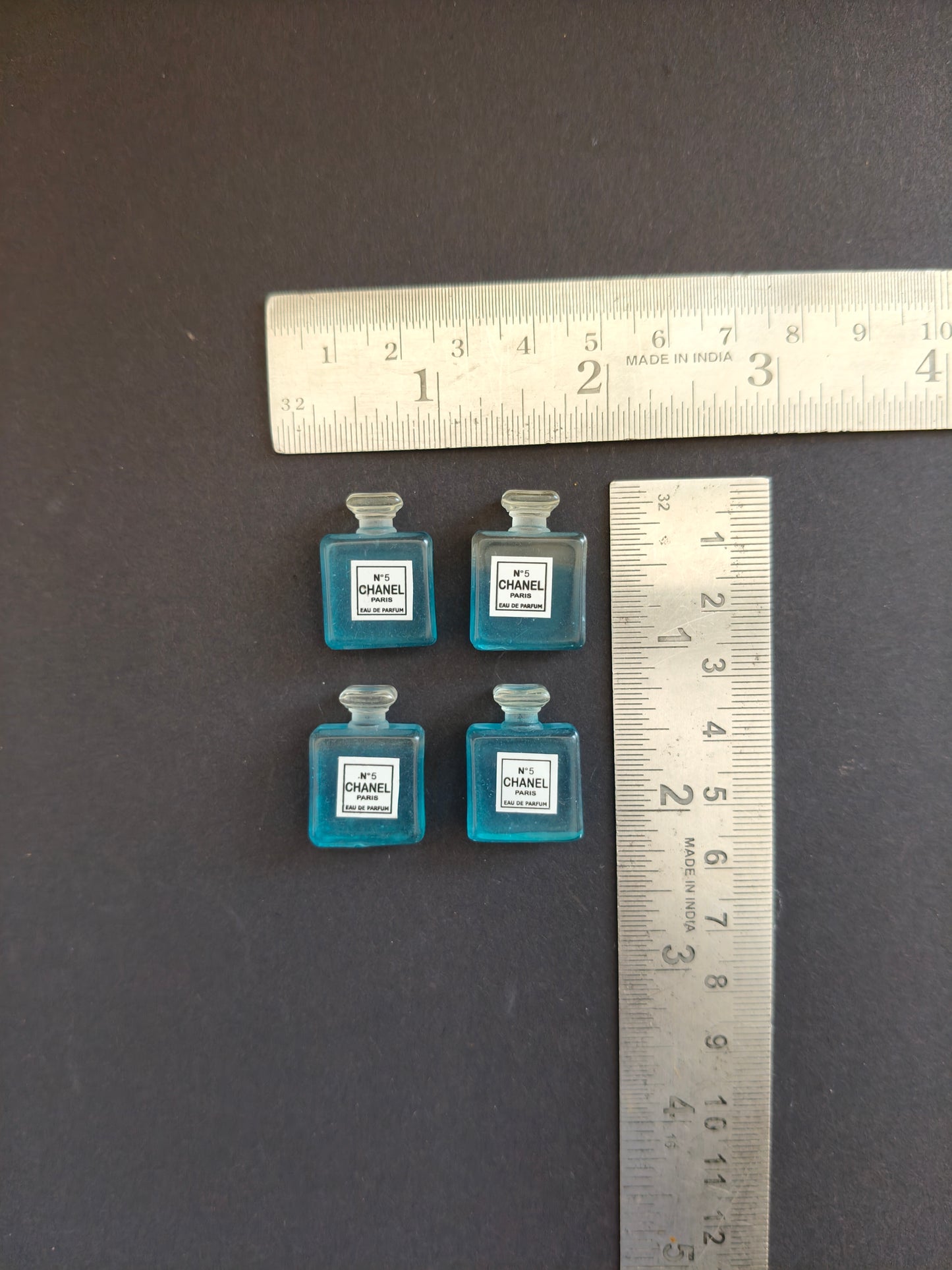 MN321- Perfume miniature 1