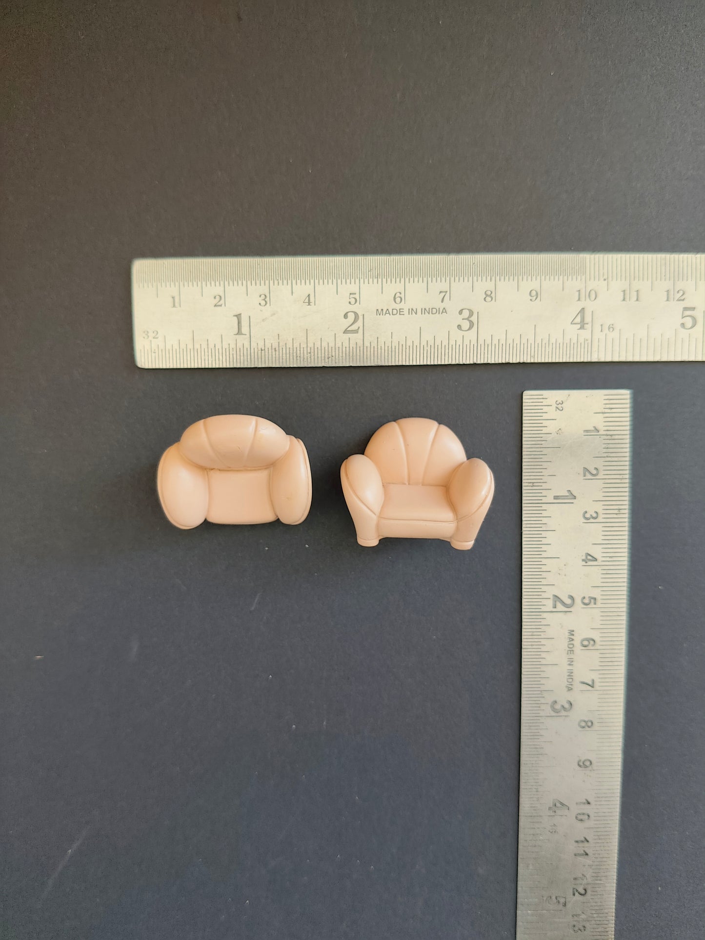 MN324- Sofa miniature