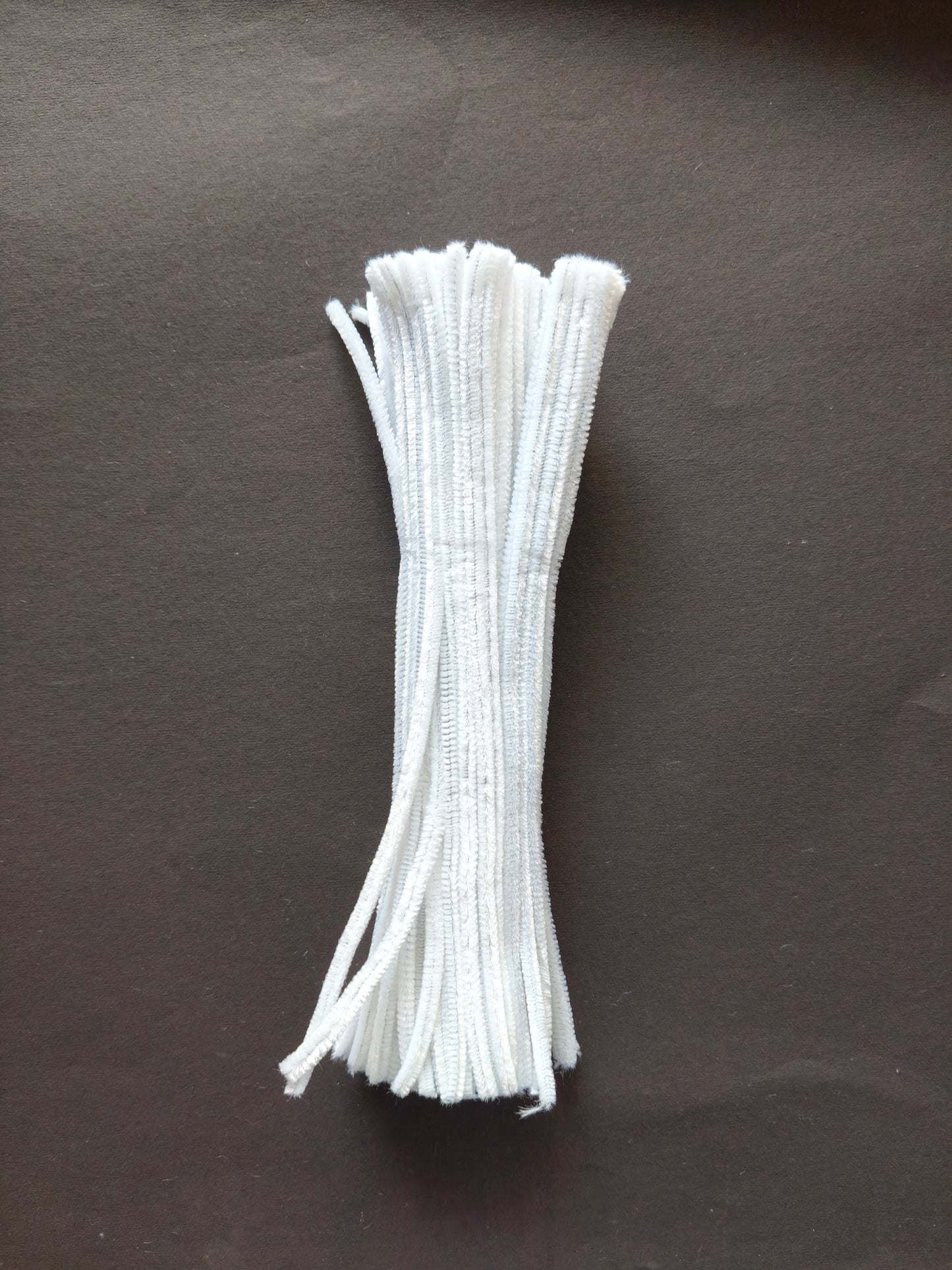 PC01-White Pipe Cleaner