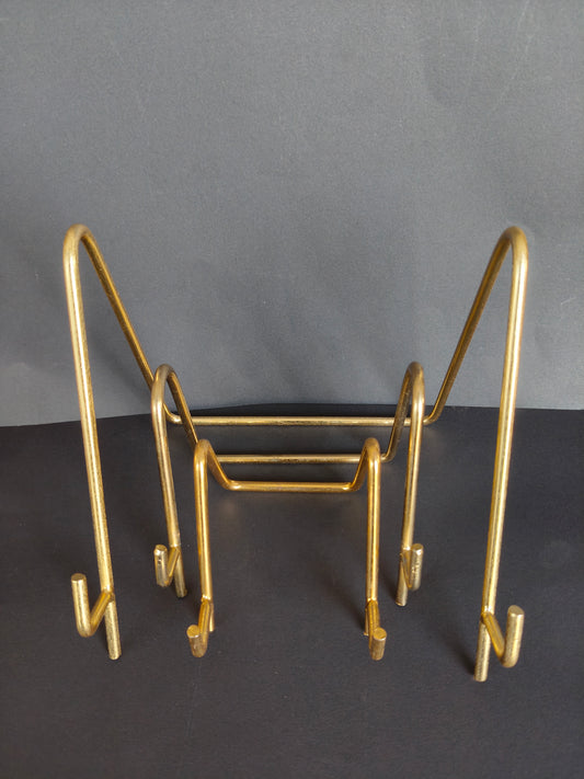 Non foldable metal stand