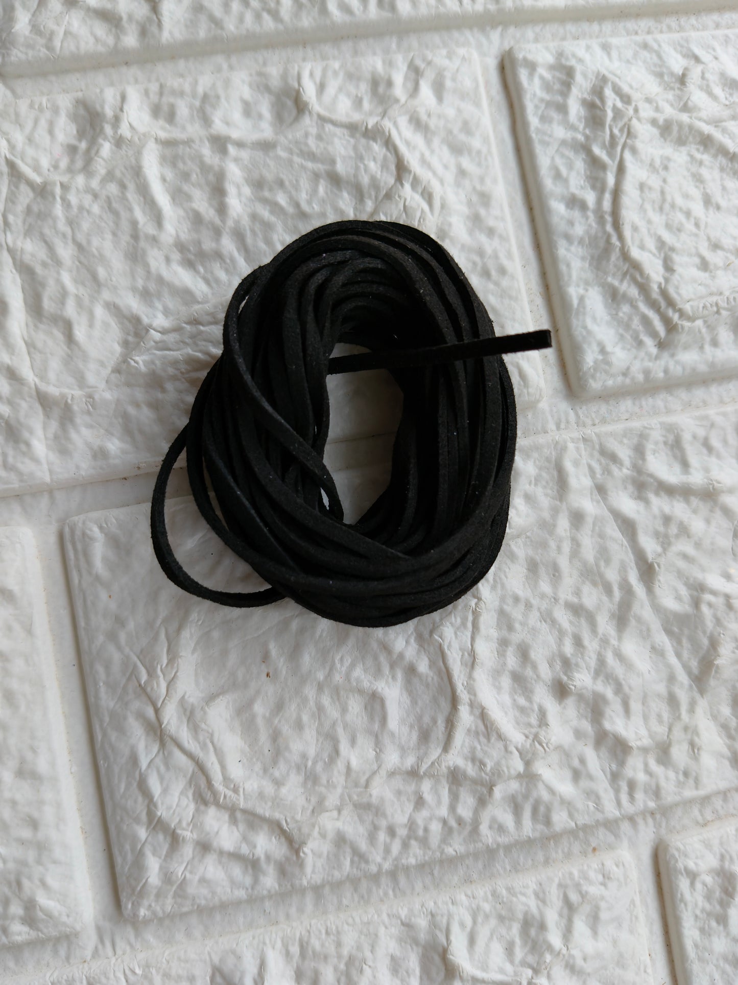 TH033-Black Leather cords
