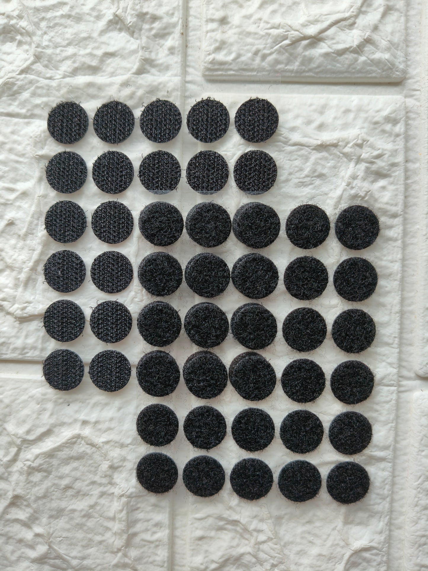 VL102-Black Velcro- Medium